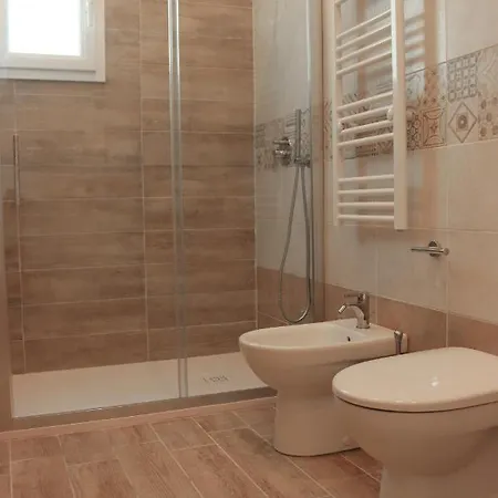 לינה וארוחת בוקר Primavilla Relais 4*